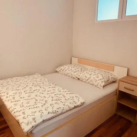 Beverly Daire Belgrad